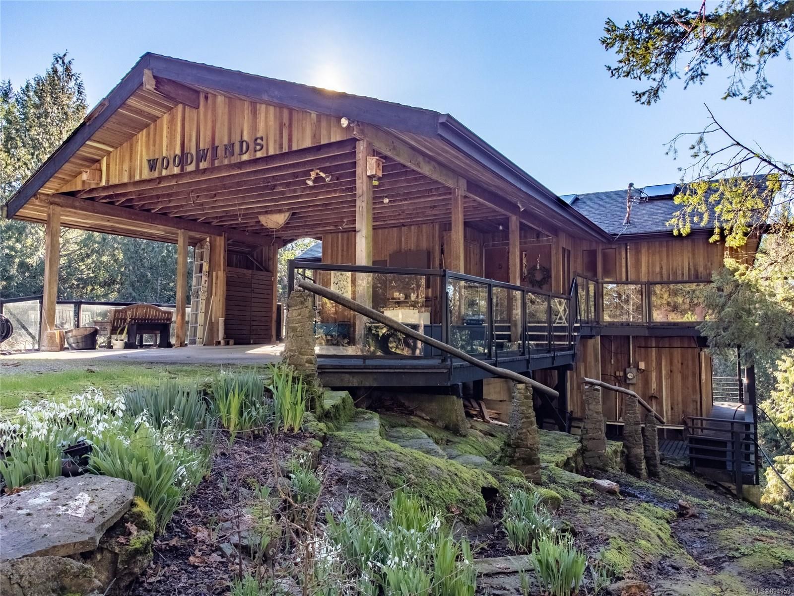 I have sold a property at 1102 Stanley Point Rd in Pender Island
